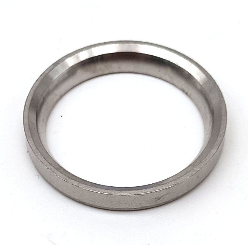 Вставка седла клапана John Deere R85657