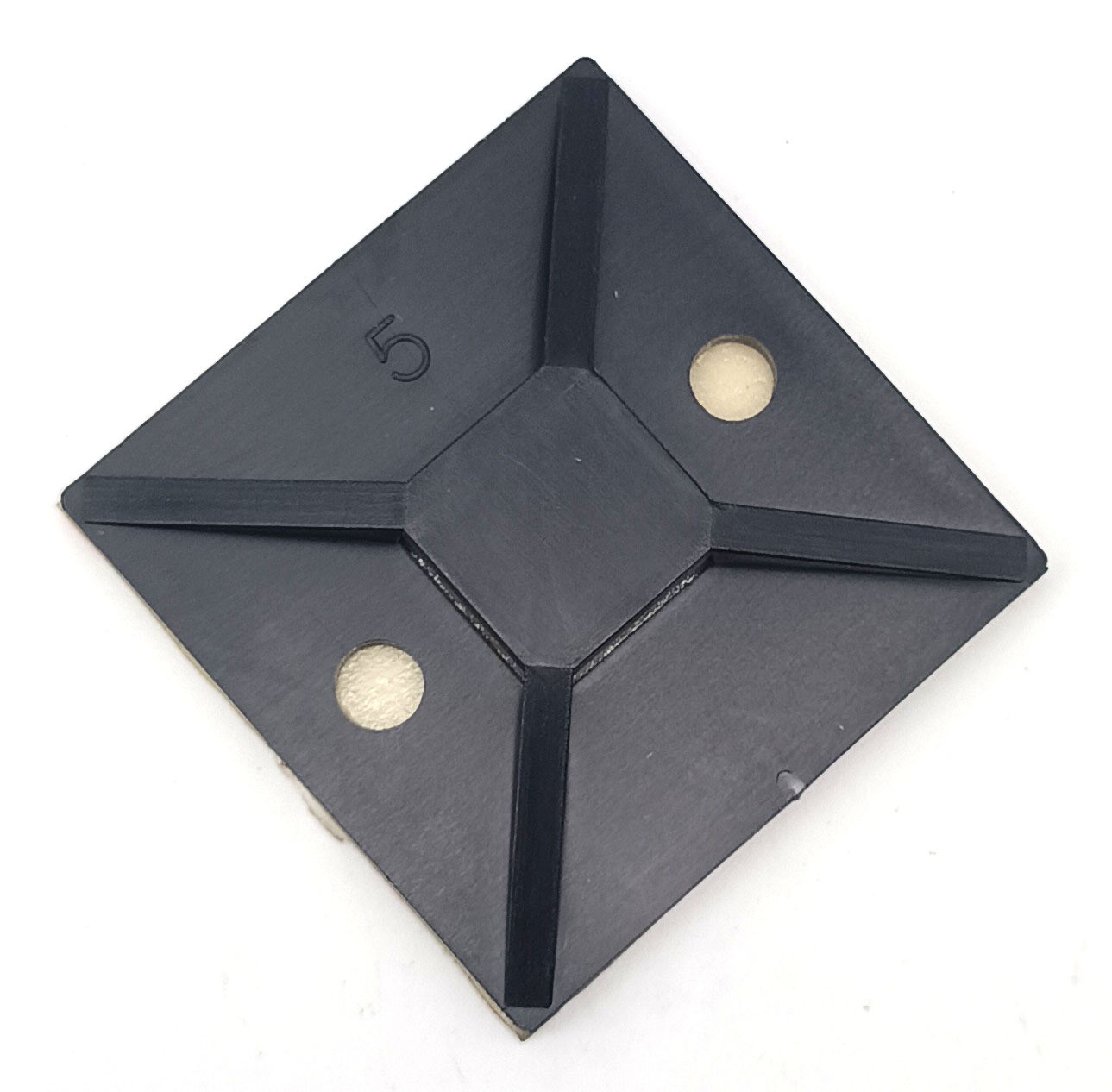 Анкер John Deere A87105