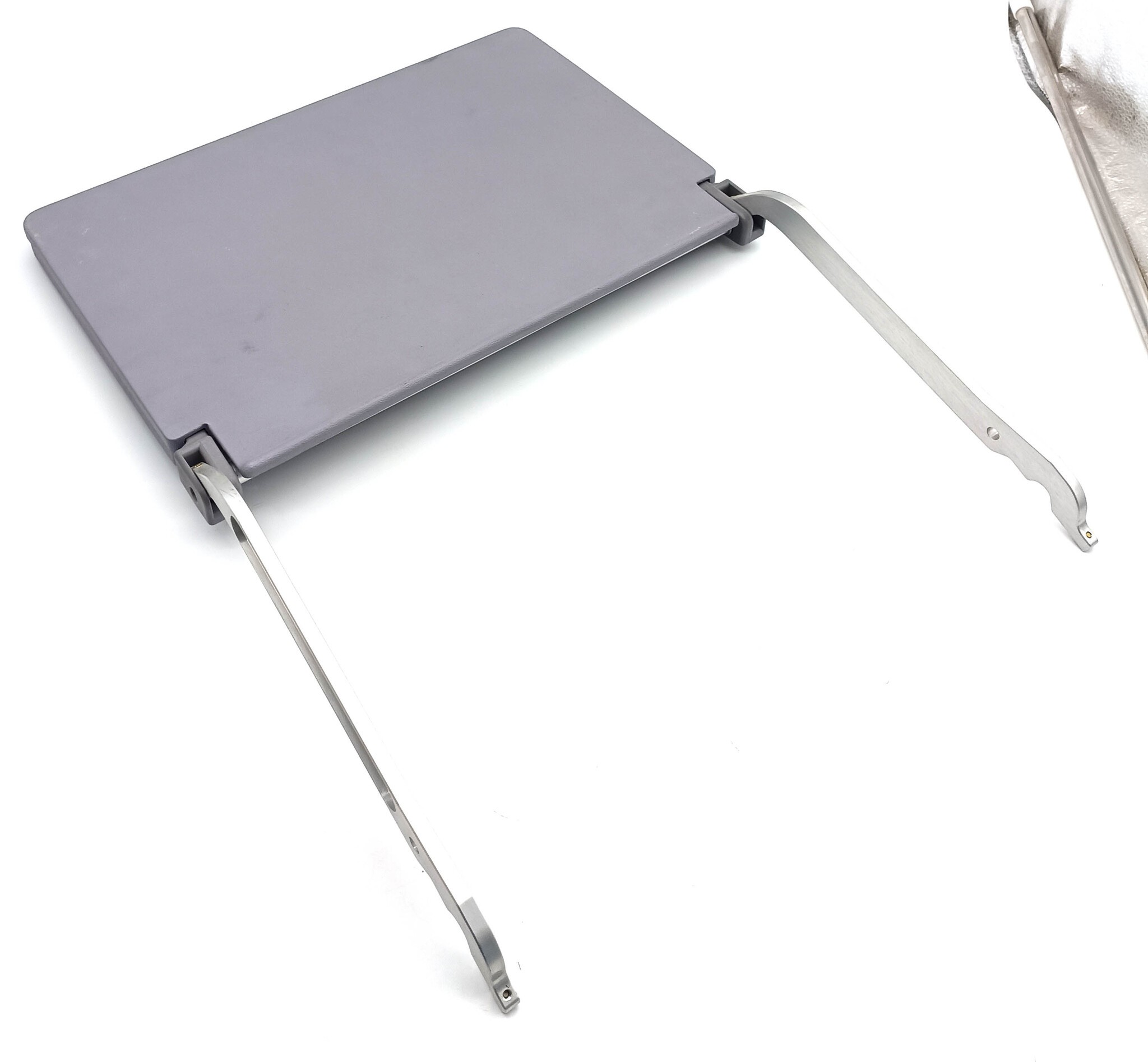 Food table(стол для еды) 83-220B7778-419